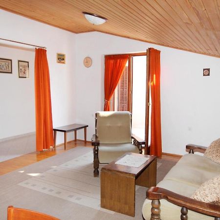Apartments With A Parking Space Novi Vinodolski - 5587 Екстер'єр фото