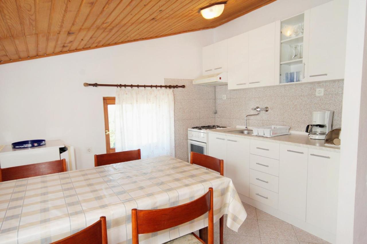 Apartments With A Parking Space Novi Vinodolski - 5587 Екстер'єр фото