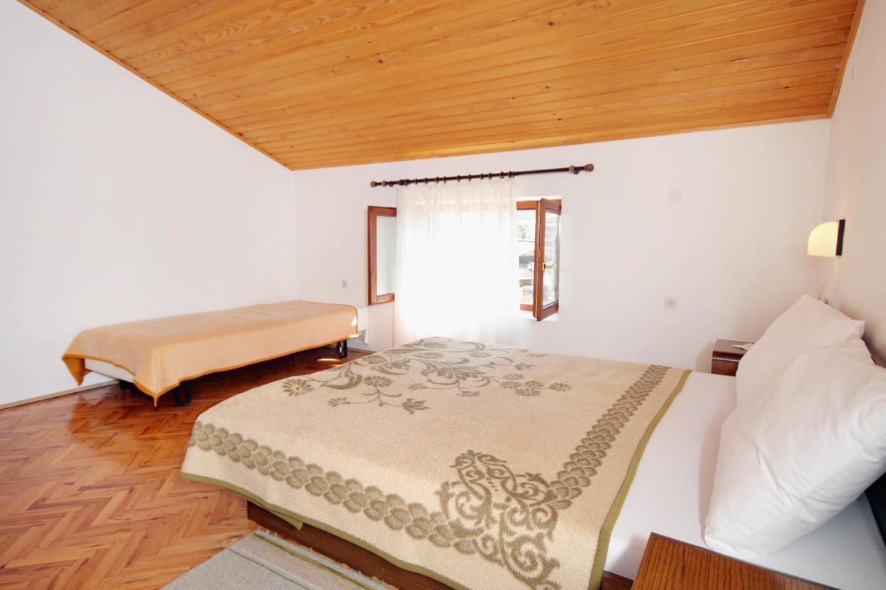 Apartments With A Parking Space Novi Vinodolski - 5587 Екстер'єр фото