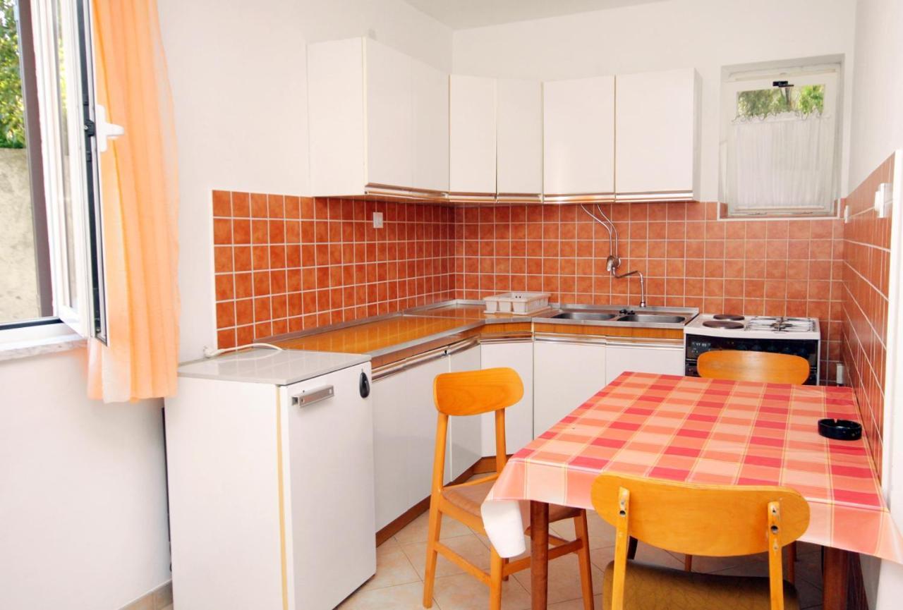 Apartments With A Parking Space Novi Vinodolski - 5587 Екстер'єр фото