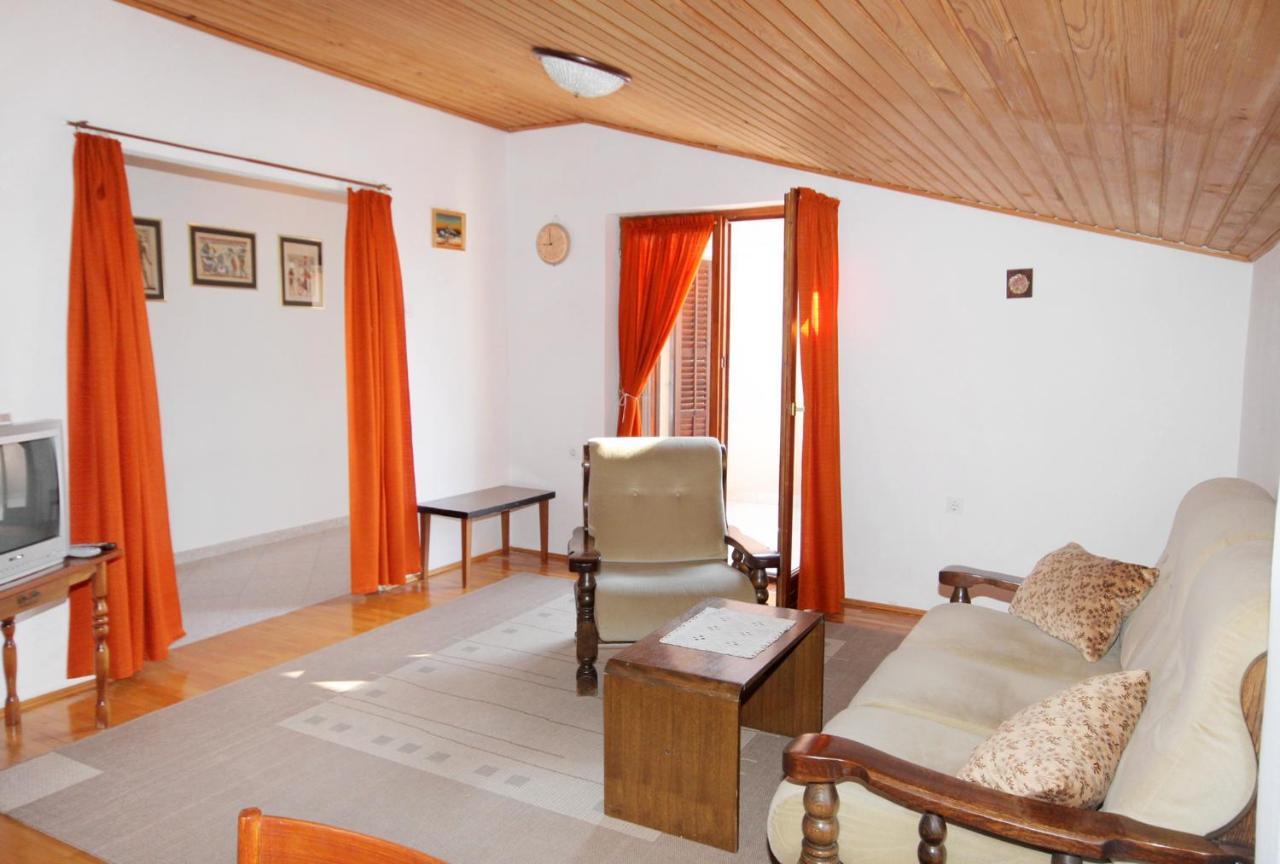 Apartments With A Parking Space Novi Vinodolski - 5587 Екстер'єр фото