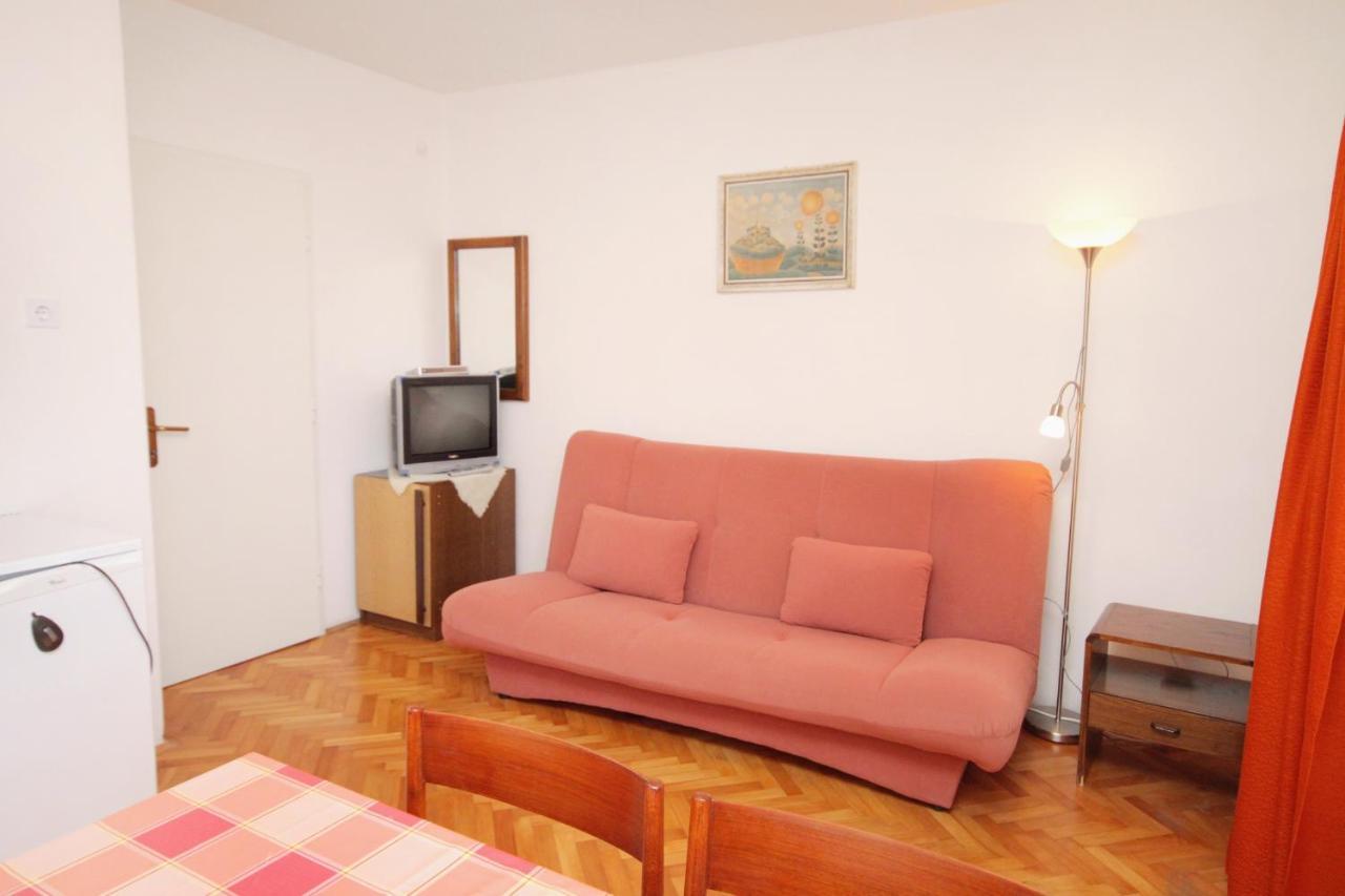 Apartments With A Parking Space Novi Vinodolski - 5587 Екстер'єр фото