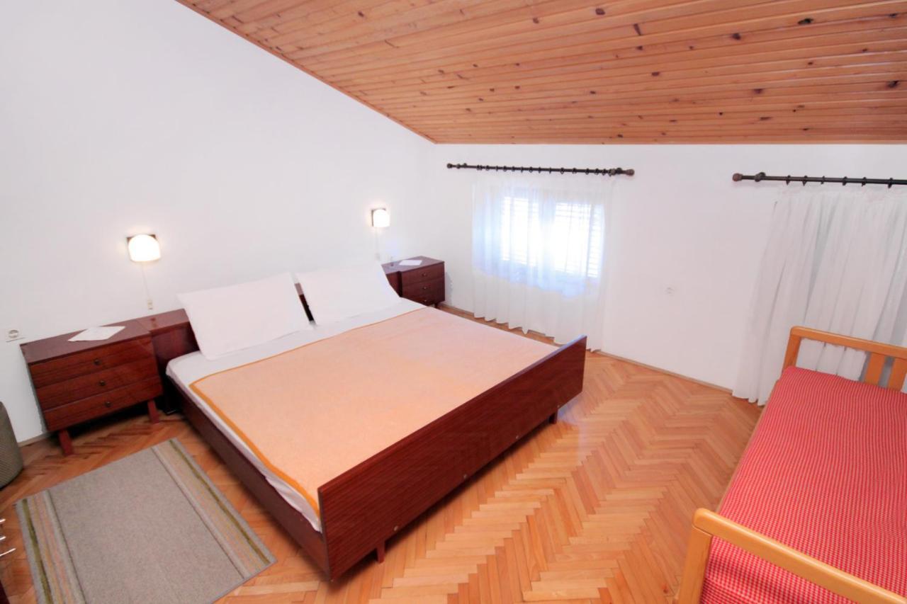 Apartments With A Parking Space Novi Vinodolski - 5587 Екстер'єр фото